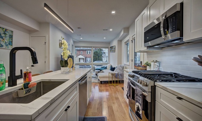 Brightwood Apartment | Downtown Gem in the Heart of DC