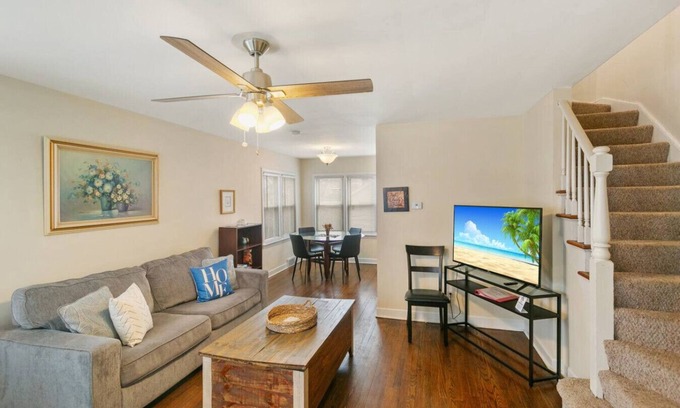 Libertyville Apartment | Downtown Libertyville Duplex Near Naval Base!