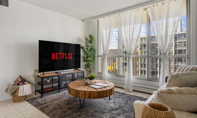 Downtown Edmonton Apartment | Downtown Near Rogers Place with Covered Parking, Sleeps 6, Pool Table, Sauna, Gym, Two Bedrooms & More