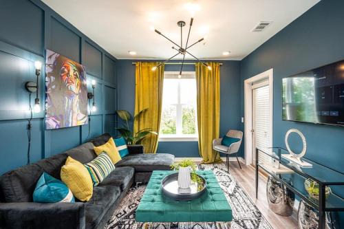 Old Fourth Ward House | Downtown New Built Roof top balcony City View 525Pkwy