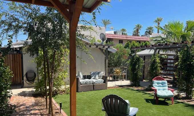 Roosevelt House | Downtown Phoenix Guest House - Near Super Bowl Activities