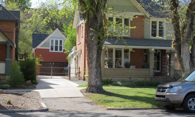 Durango House | Downtown, Private, Central AC