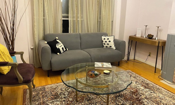 Little Italy House | Downtown Private Queen furnished Room with AC in beautiful Victorian house
