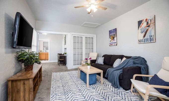 Lower Avenues Apartment | Downtown SLC Loft in Historic Avenues District!