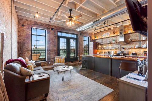 Perryville Apartment | Downtown Urban Loft above Restaurants #2