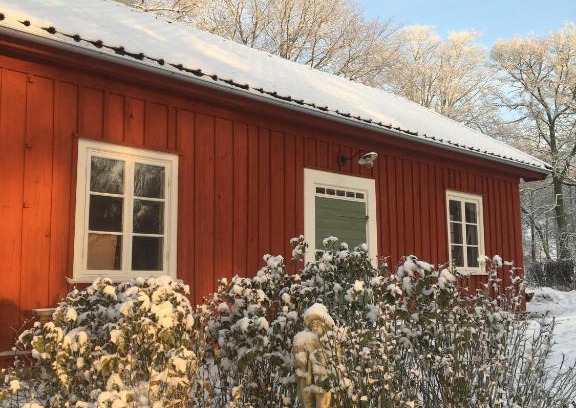 Broddetorp Villa | Dränghuset