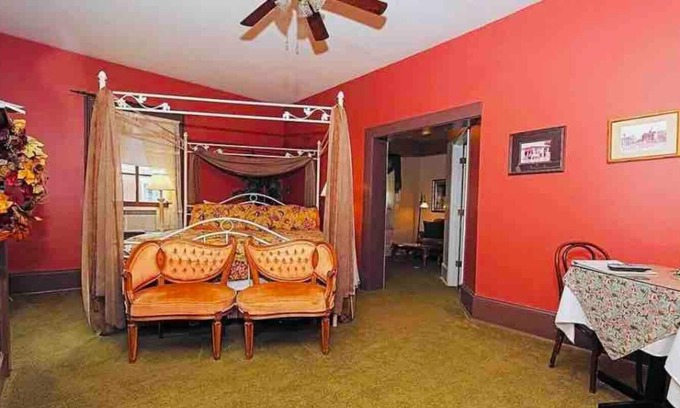 Ste Genevieve Apartment | Dr. Hertich House is located in the heart of historic Ste. Genevieve, Missouri.