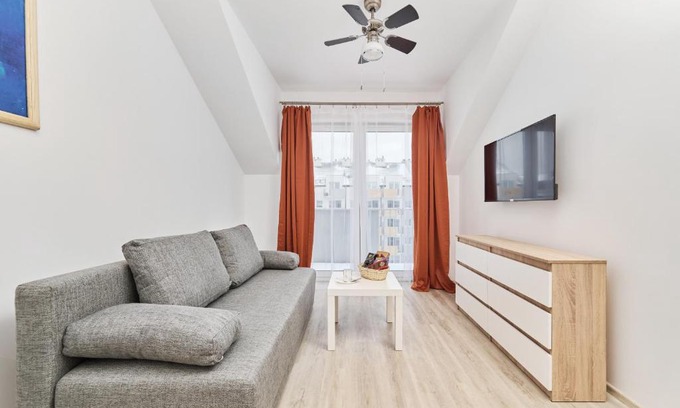 Krzyki Apartment | Drabika Apartment Balcony & Private Parking Wrocław by Noclegi Renters