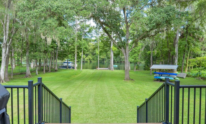 Dunnellon House | Dragonfly Cottage on Rainbow River