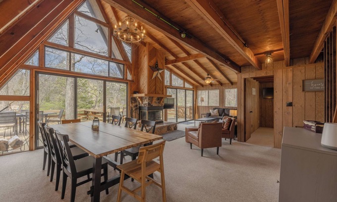 Innsbrook Ski Chalet | Dragonfly Dreams by Innsbrook Vacations!