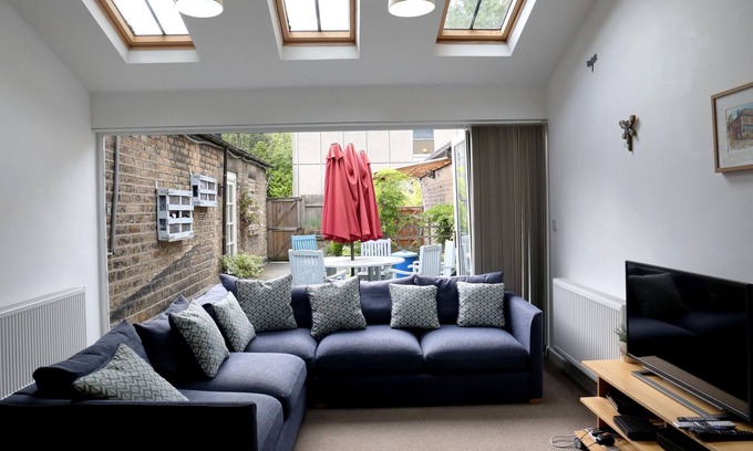 New Mills Apartment | Dragonfly, town centre New Mills, High Peak