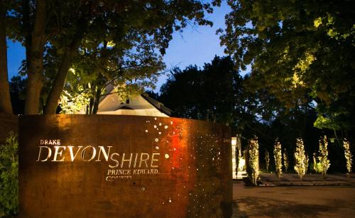 Wellington Hotel | Drake Devonshire and Motor Inn