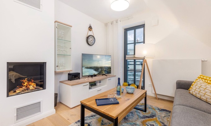 Zingst Apartment | Dream apartment with fireplace only 200 meters from the beach.