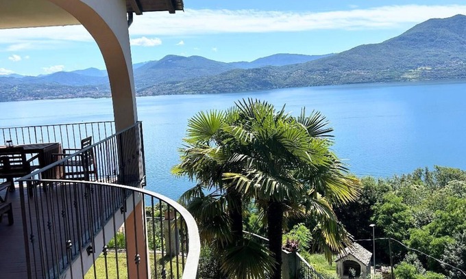 Oggebbio Apartment | Dream balcony with panoramic view + pool on Lake Maggiore