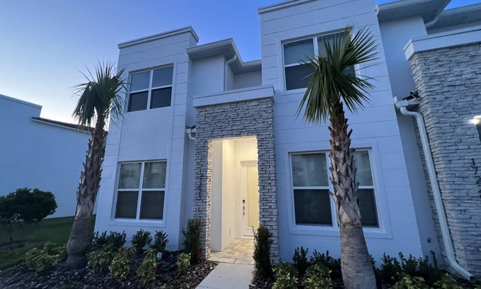 Sunrise Lakes House | Dream Pool House 8 guest/Disney