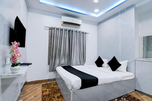 Rajpur Sonarpur Hotel | Dream World