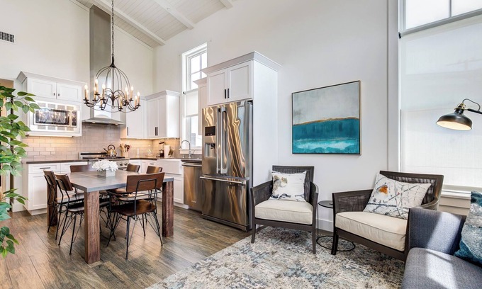 Corona del Mar Condo | *Dreamers Landing!*Luxury in Corona Del Mar*Park & Beach*Ocean Side of PCH*