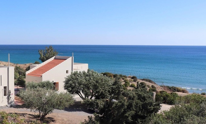 Keratokambos House | Dreamlike view of landscape and sea - holiday home Keratokampos, Crete