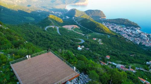 Petrovac Apartment | Dreamsky Haven
