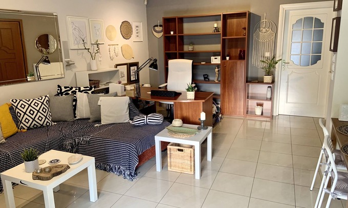 New Kypseli Apartment | DreamStay park view Apt near city center with dedicated office space