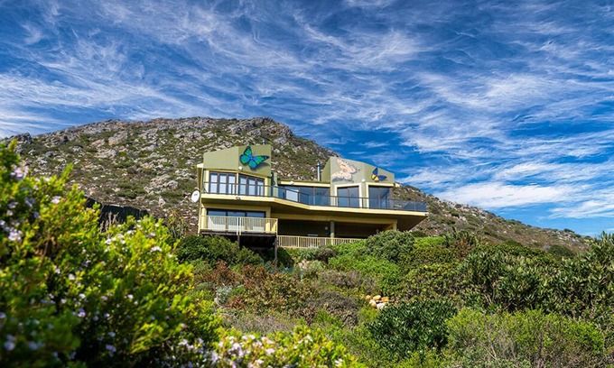 Pringle Bay Cabin | Dreamview Lodge @ The Butterfly Villa in Pringle Bay with breathtaking views