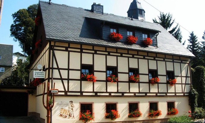 Thermalbad Wiesenbad House | Dreibettzimmer-in-Wiesa