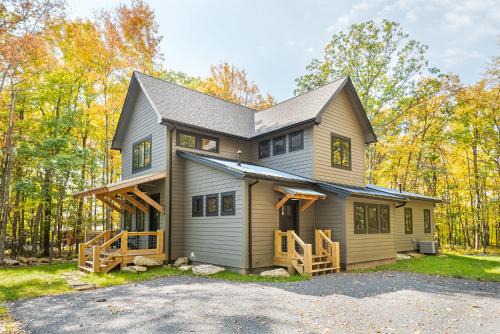 McHenry House | Dreidels Den