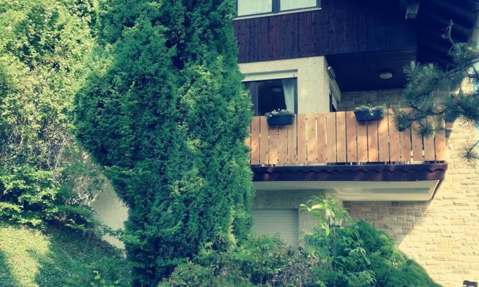 Scheid Apartment | Dreimal Seeblick - Ferienwohnung Paul
