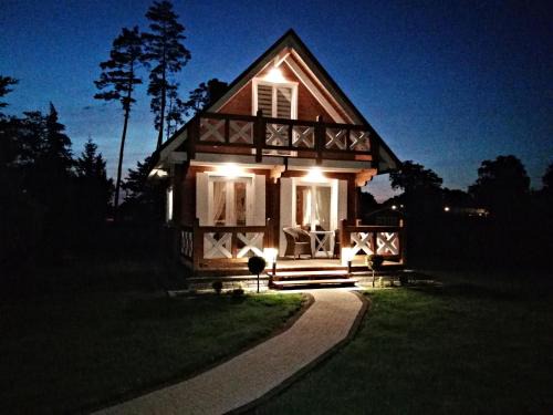 Morzyczyn Ski Chalet | Drewniany domek nad Miedwiem
