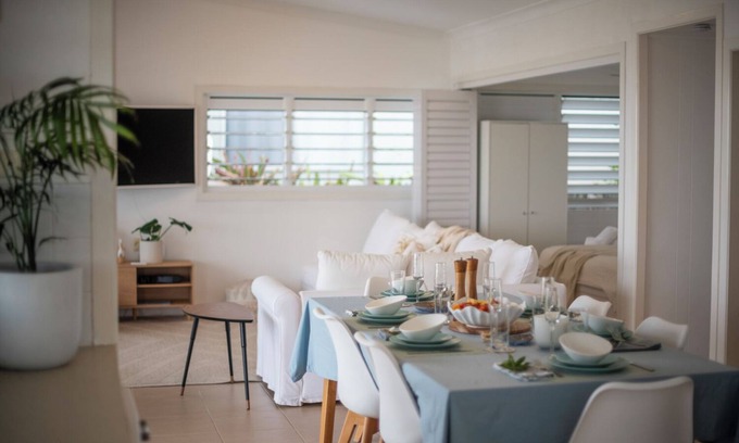 Brooms Head Apartment | Driftaway- Absolute Beachfront LJ Hooker Yamba
