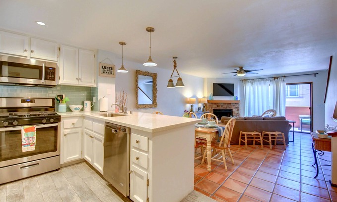Imperial Beach House | DRIFTWOOD VILLA: Gorgeous Remodel . Across the Street from the Beach!