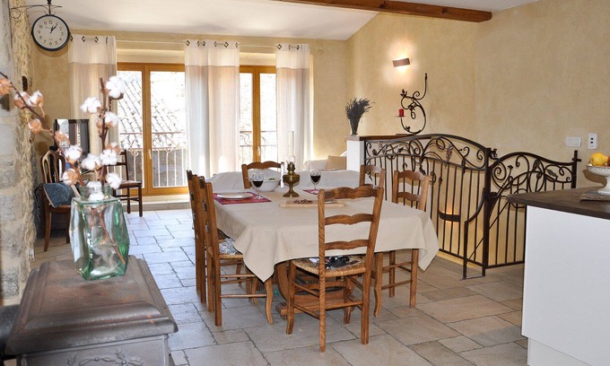 Roche-Saint-Secret House | DROME PROVENCAL Cottages in Big House inside the Castle of Alencon