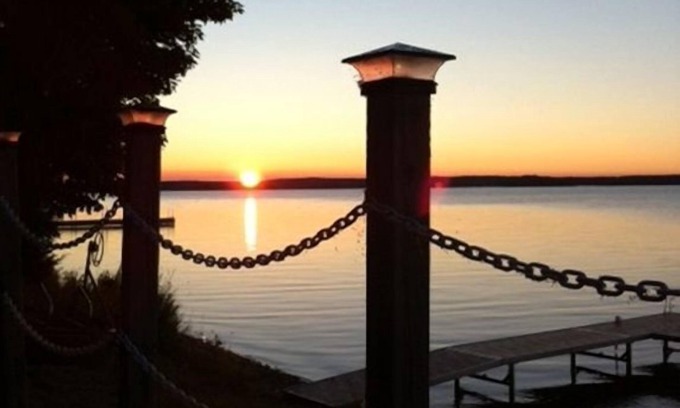 Drummond House | Drummond Island Hotel & Vacation Homes - Whispering Loon