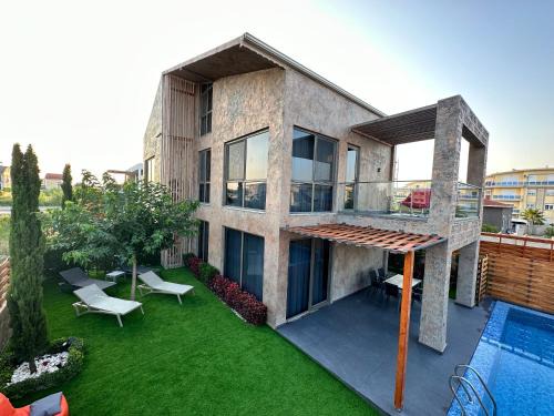 Kadriye Villa | DrVillaSuits Casa Riva