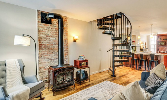 Downtown House | Dtwn at Your Door: Historic Frederick Gem w/Yard!