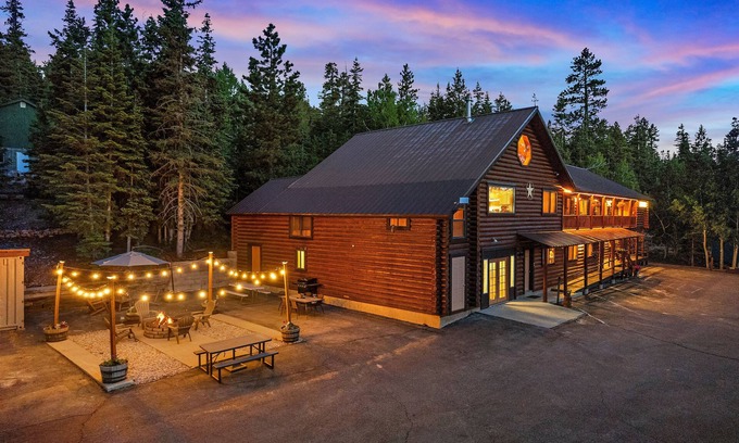 Duck Creek Village Hotel | Duck Creek Village Inn