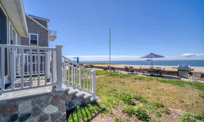 Westbrook House | Duckling Crossing | Beach House on the Sand