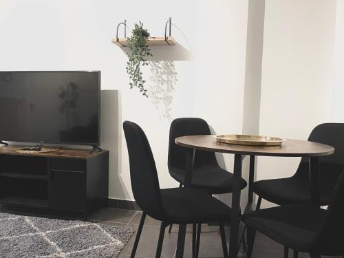 Altitude 100 Apartment | Duden Park Brussels - Cosy APT 1 Bedroom