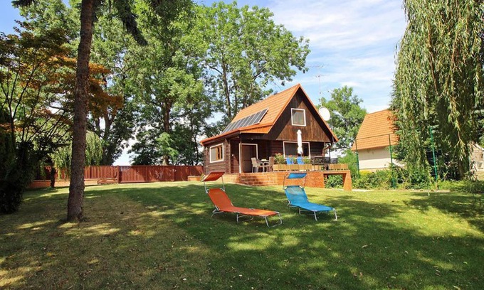 Mosonmagyarovar House | Dunaparti Ház Stand u 27E