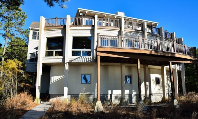 Bay Ridge House | DUNE BRIDGE-Breathtaking Bay & Sunset Views From The Deck and Almost Every Room.