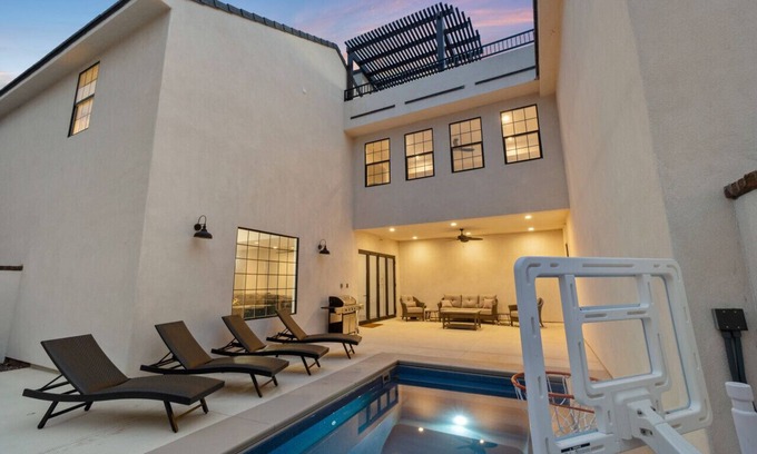 Hurricane House | Dune Our Thing at Sand Hollow