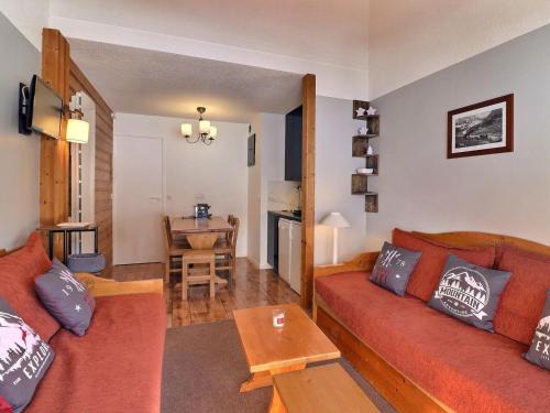 Les Allues Apartment | Duplex 2 pièces cabine pour 5/6 pers, proche commerces et pistes, Méribel - FR-1-182-250