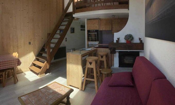 Chamonix-Mont-Blanc Apartment | DUPLEX APARTMENT NEAR CHAMONIX CENTER