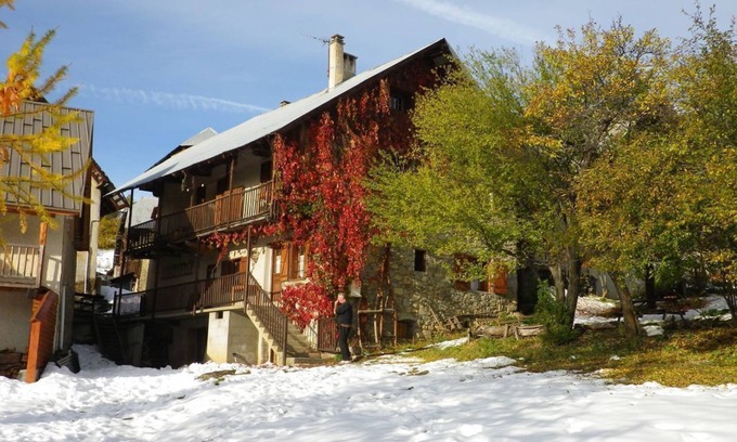 Vallouise-Pelvoux House | Duplex apartment in a farmhouse