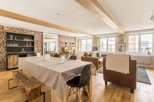 Historic Center Apartment | Duplex d'Exception avec Patio Privé - Hyper Centre
