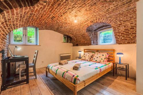 Douai Apartment | Duplex en cave voutée au coeur de Douai