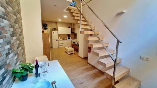 Jardin de la Abadia Apartment | Duplex Huelin I & Beach