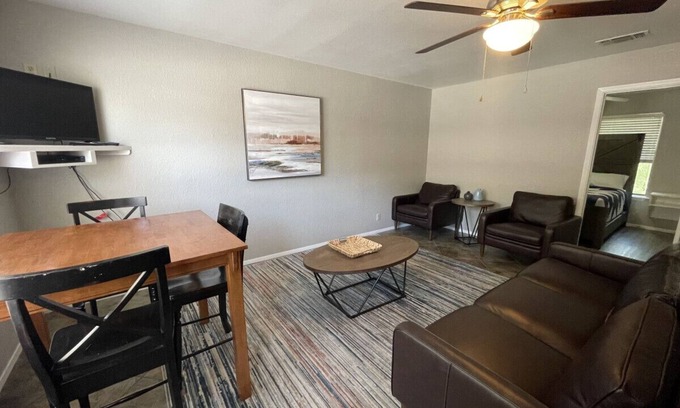 Denison Cabin | Duplex Style Cabin on Lake Texoma: Cabin 206