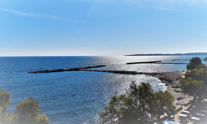 Cala Bona Apartment | Duplex Voramar Seafront MHM- wifi gratis