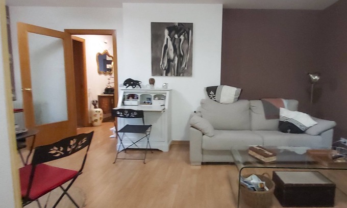 Figueres Apartment | Duplex with suite and Jacusi